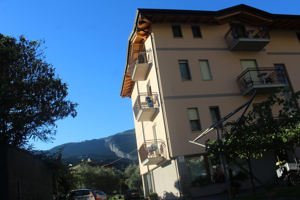 Villa Marina Torbole Sul Garda ภายนอก รูปภาพ